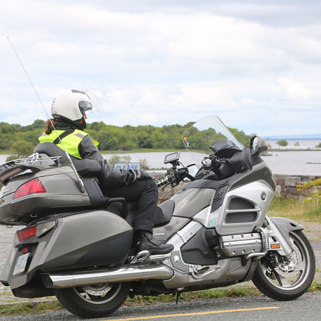 moto avec passagère en irlande