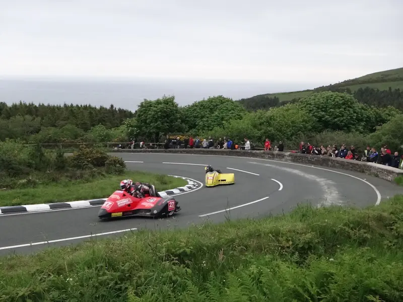 SIDECAR-ILE-DE-MAN-COURSE-GOOSENECK-ITINERAIRES-EVASION