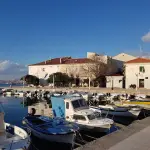 PAG-PORT-CROATIE-MOTO-ITINERAIRES-EVASION