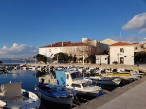 PAG-PORT-CROATIE-MOTO-ITINERAIRES-EVASION