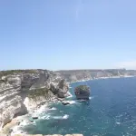 Bonifacio-Cote-abrupte-Itinéraires-Evasion-Corse du sud et Sardaigne à moto
