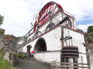 moulin-blanc-rouge-Itinéraires-Evasion