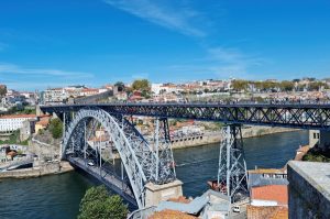 PONT-PORTO-DOM LUIS-MOTO-PORTUGAL-ITINERAIRES-EVASION
