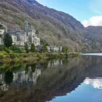 chateau-lac-irlande-itineraires-evasion