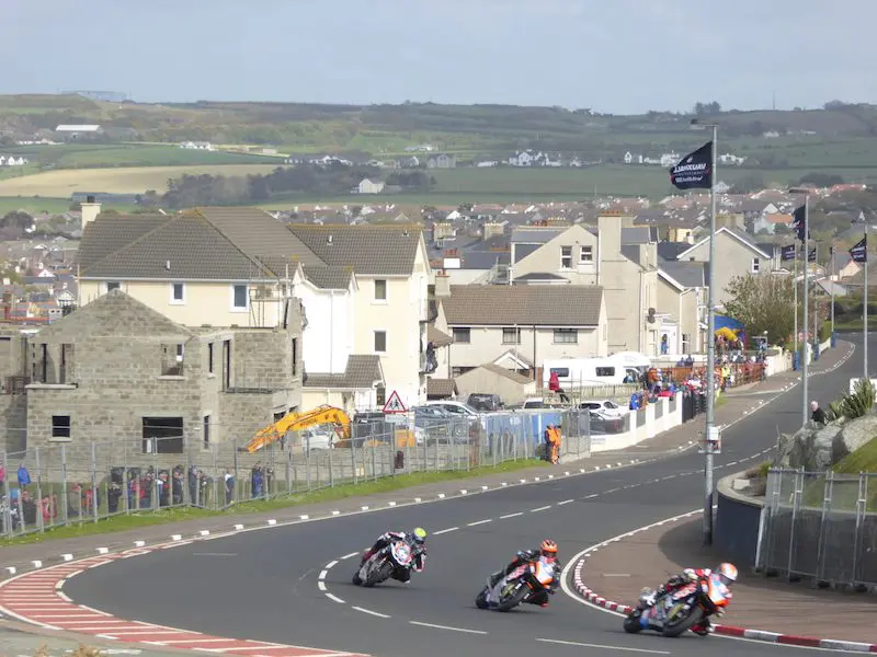 Itinéraires-Evasion-Noth-west-200-Course-moto-Portrush