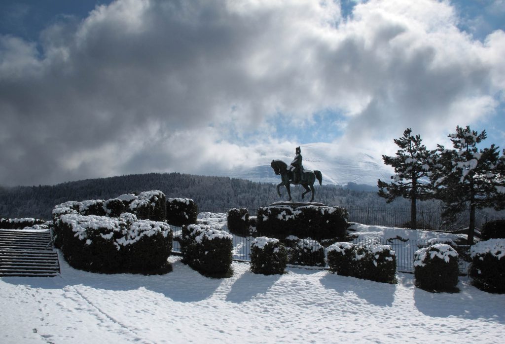 La route Napoléon à la prairie de la Rencontre, à Laffrey